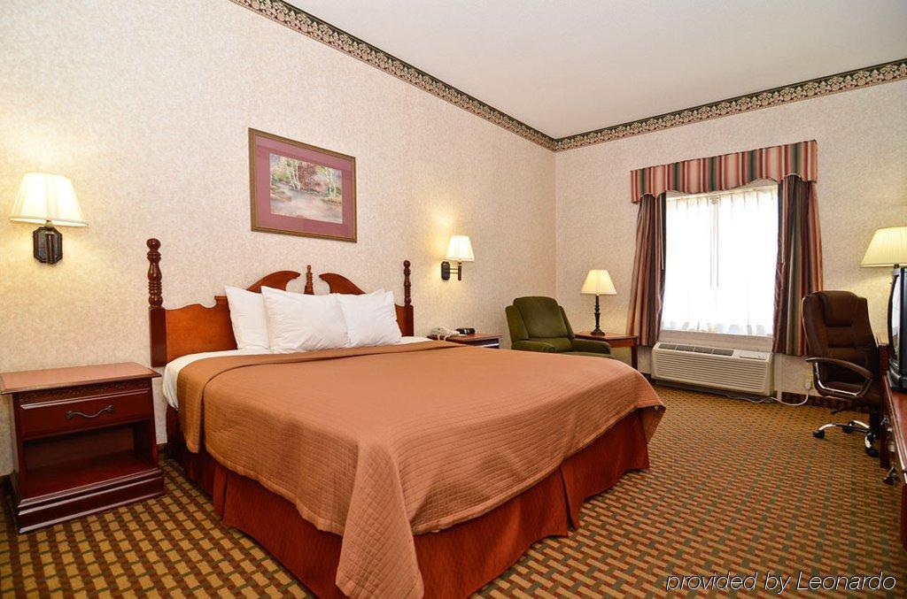 Best Western Bradbury Inn & Suites Пери Стая снимка