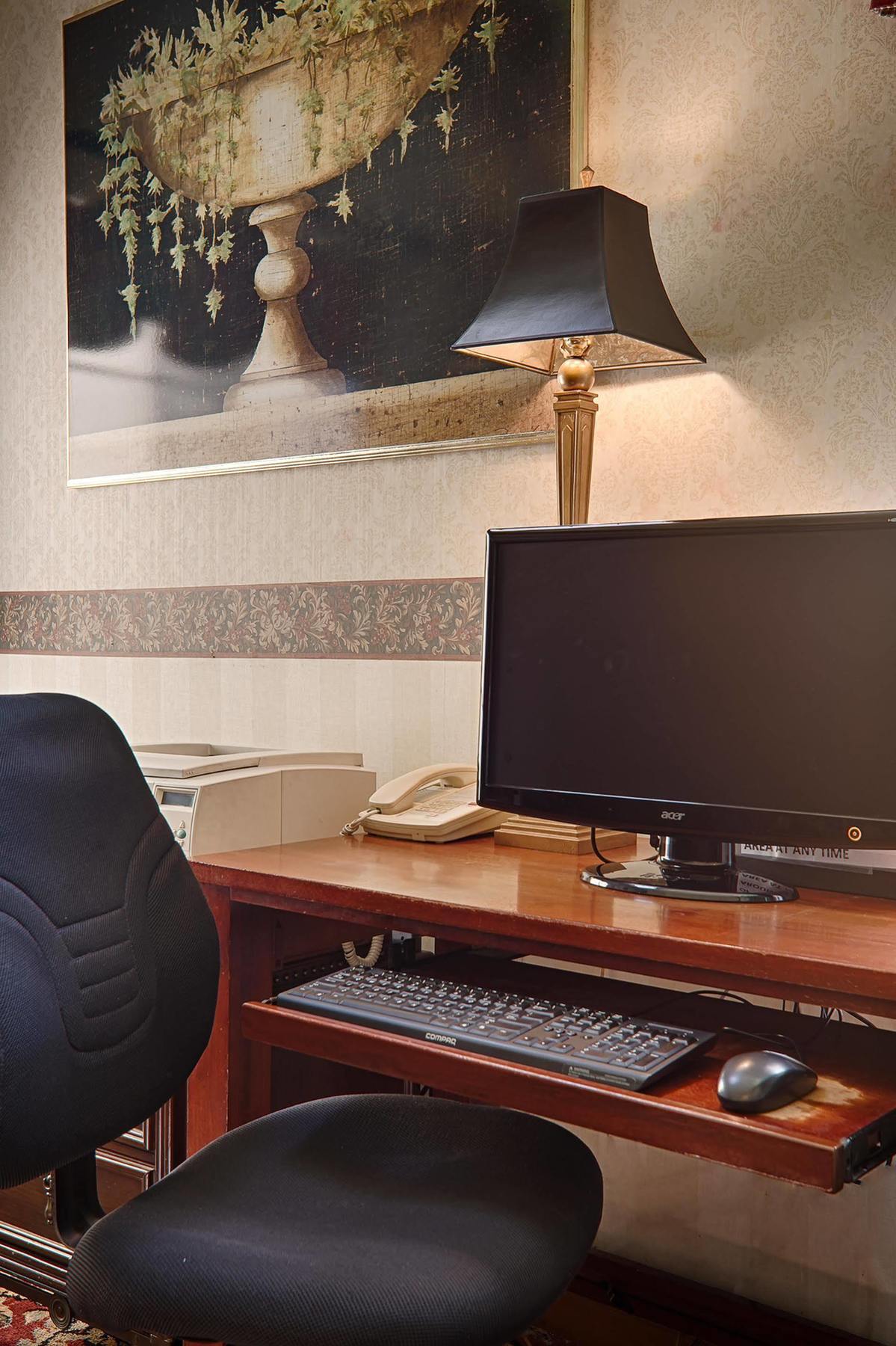 Best Western Bradbury Inn & Suites Пери Екстериор снимка